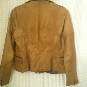 JAKETT Genuine Leather Women's Jacket